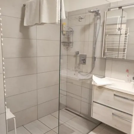Cityapartment Am See Guest house